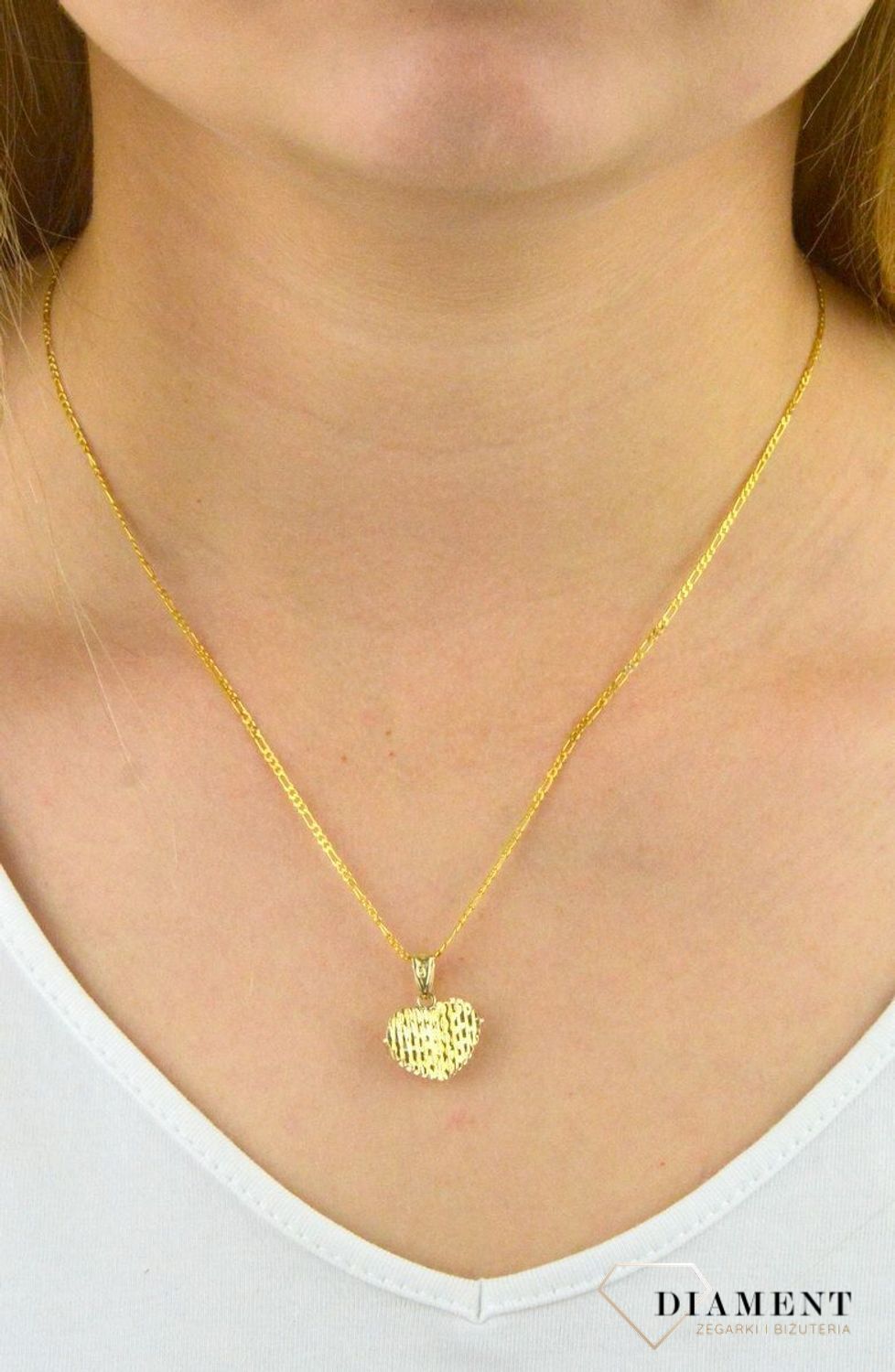 Złota zawieszka serduszko ZA 6332A. Złota zawieszka. Złota zawieszka serce. Złota zawieszka w kształcie serca. Idealna zawieszka na prezent. zawieszka dla ukochanej..jpg